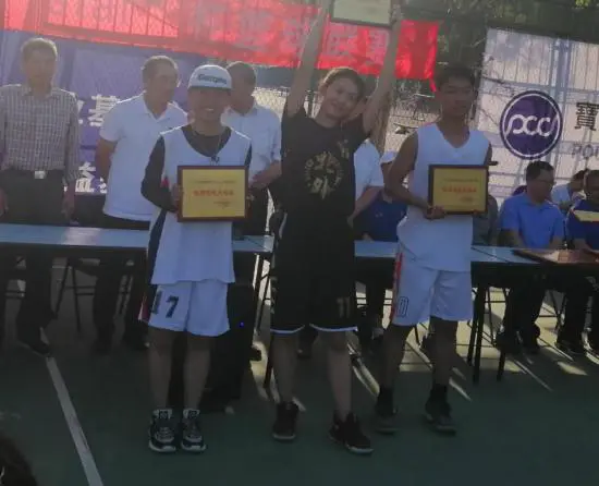 为什么篮球训练的价值对青少年发展如此重要?_1
